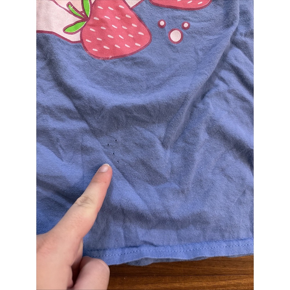 Goodie Two Sleeves Axolotl Strawberry Milk T Shirt Womens Large Graphic Tee - Picture 4 of 5